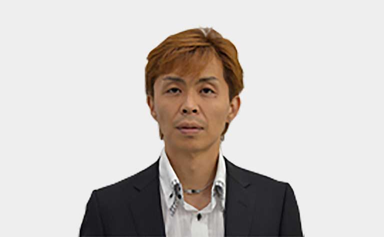 代表取締役　　渡辺嘉裕